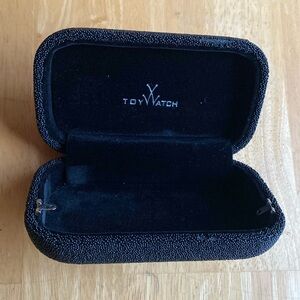 Toy watch case hard case only 6”